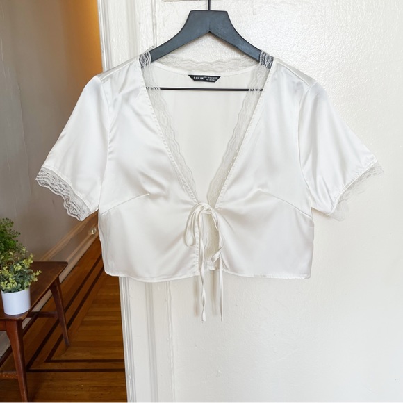 2/$20 Shein Tie-Front Lace Trimmed Crop Top - Picture 6 of 16